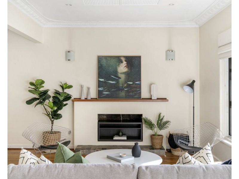 59 Redwood Crescent, Melville WA 6156