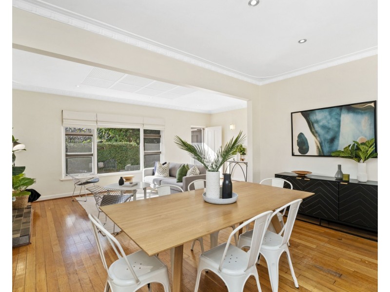 59 Redwood Crescent, Melville WA 6156