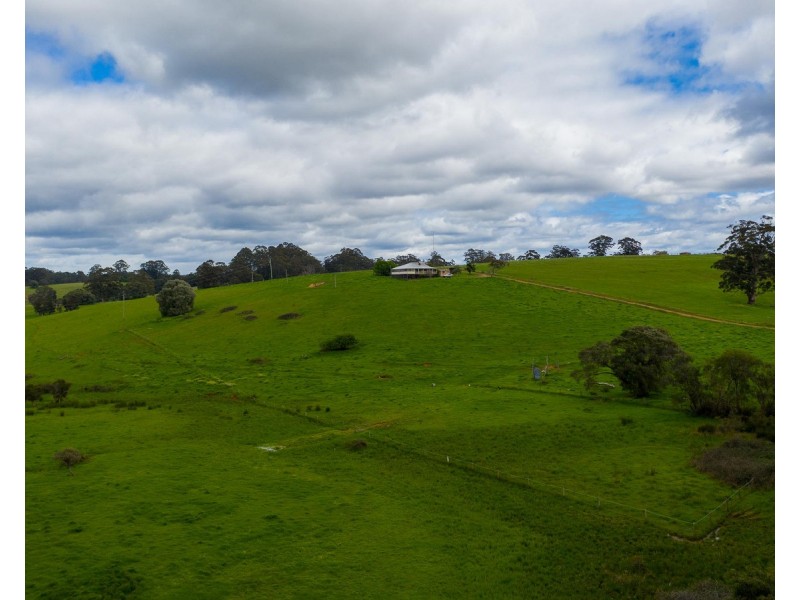 Golf Links Road, Pemberton WA 6260