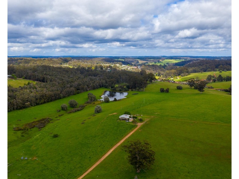 Golf Links Road, Pemberton WA 6260