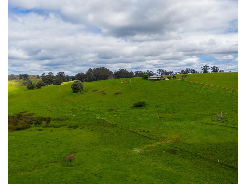 Golf Links Road, Pemberton WA 6260