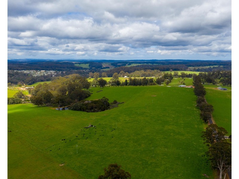 Golf Links Road, Pemberton WA 6260