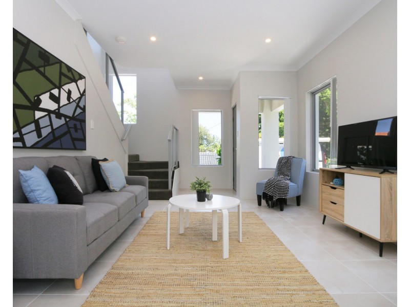 2/14 Clydesdale Street, Burswood WA 6100