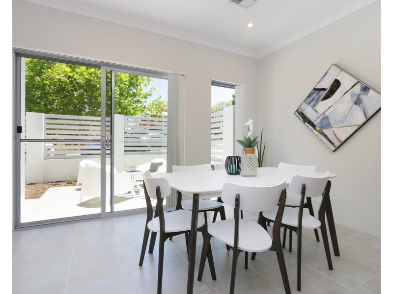 2/14 Clydesdale Street, Burswood WA 6100