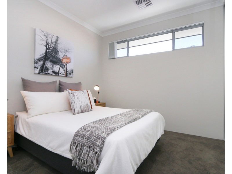 2/14 Clydesdale Street, Burswood WA 6100