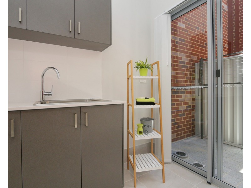 2/14 Clydesdale Street, Burswood WA 6100