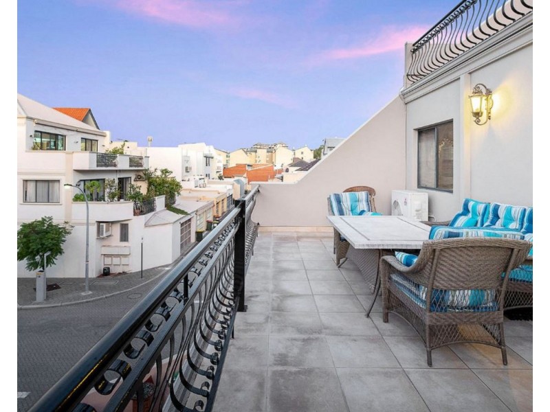 62B Wittenoom Street, East Perth WA 6004