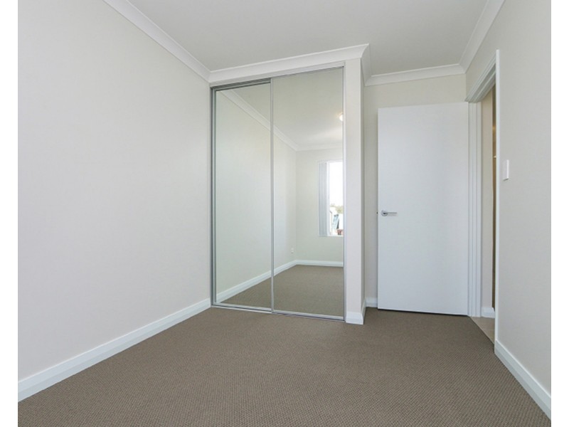 331B Lambeth Circle, Wellard WA 6170