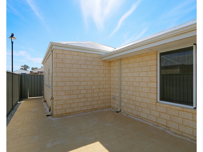 331B Lambeth Circle, Wellard WA 6170