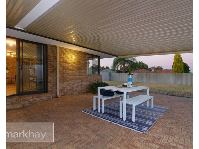 34 Kestrel Way, Thornlie WA 6108