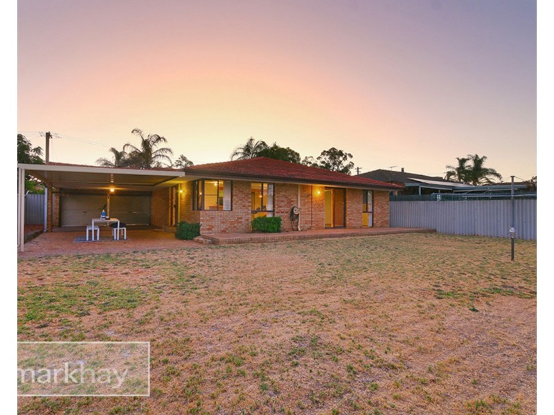 34 Kestrel Way, Thornlie WA 6108