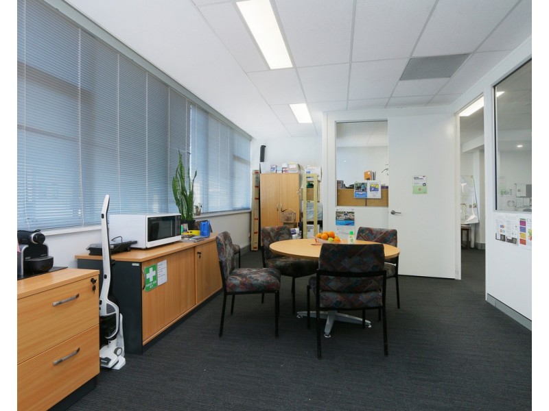 3/8 Welshpool Road, East Victoria Park WA 6101