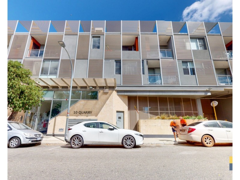18/10 Quarry Street, Fremantle WA 6160