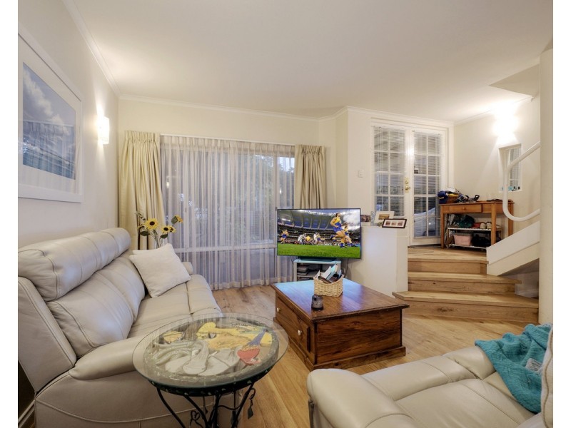 1/3 Clydesdale Street, Burswood WA 6100