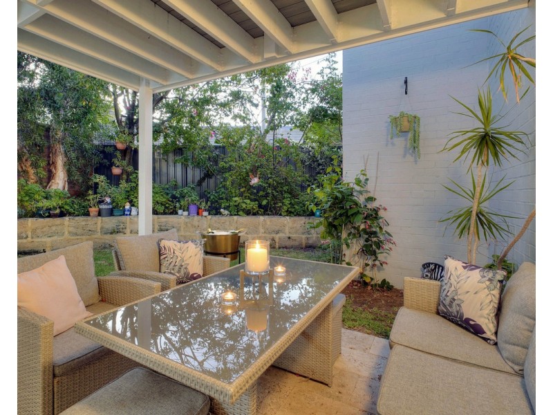 1/3 Clydesdale Street, Burswood WA 6100