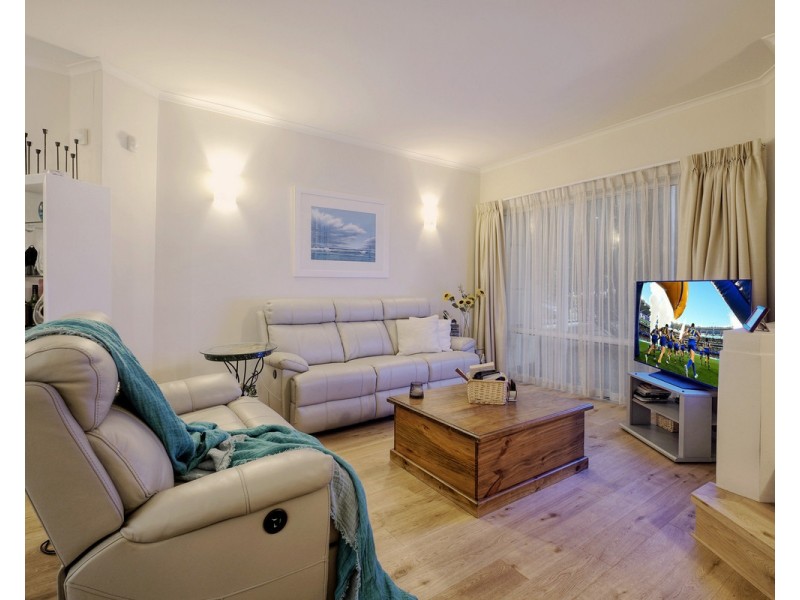 1/3 Clydesdale Street, Burswood WA 6100