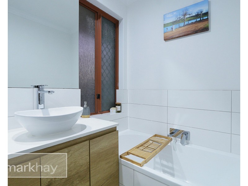 2/182 Peninsula Road, Maylands WA 6051