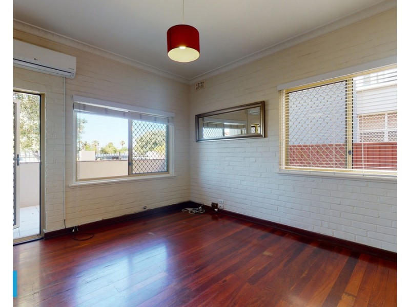2/120 Terrace Road, Perth WA 6000