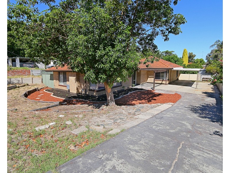 12 Camborne Way, Thornlie WA 6108