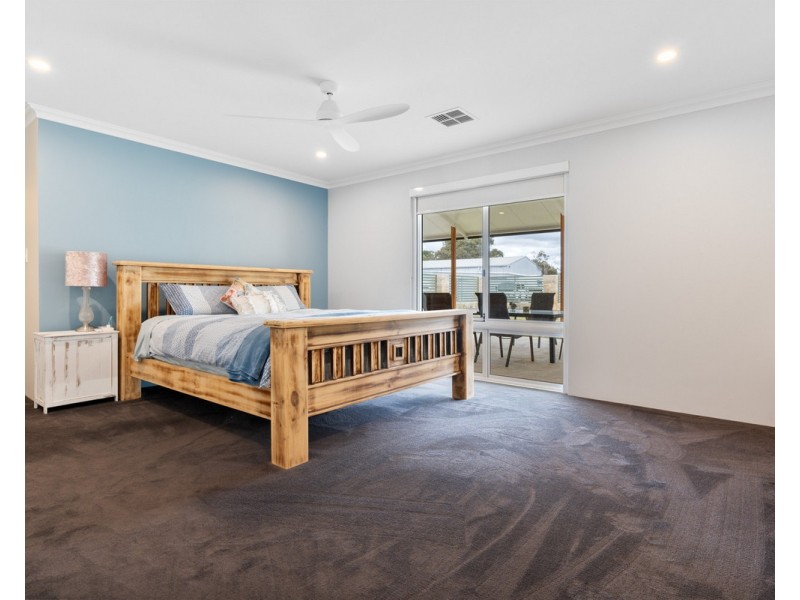 751 Gnangara Road, Lexia WA 6079