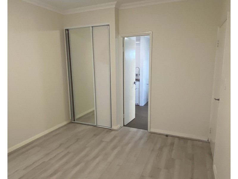 3/140 Morrison Road, Midland WA 6056