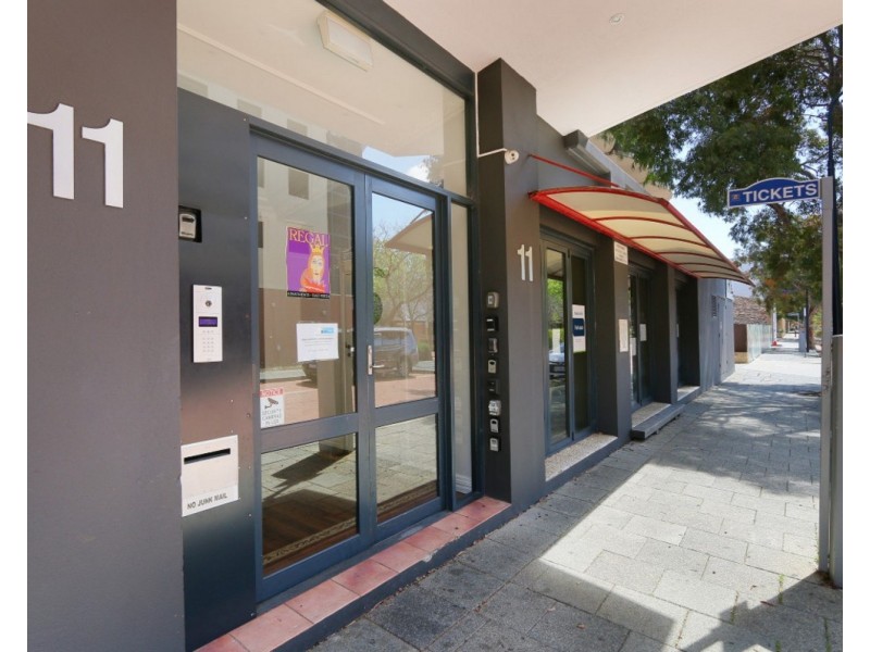 26/11 Regal Place, East Perth WA 6004