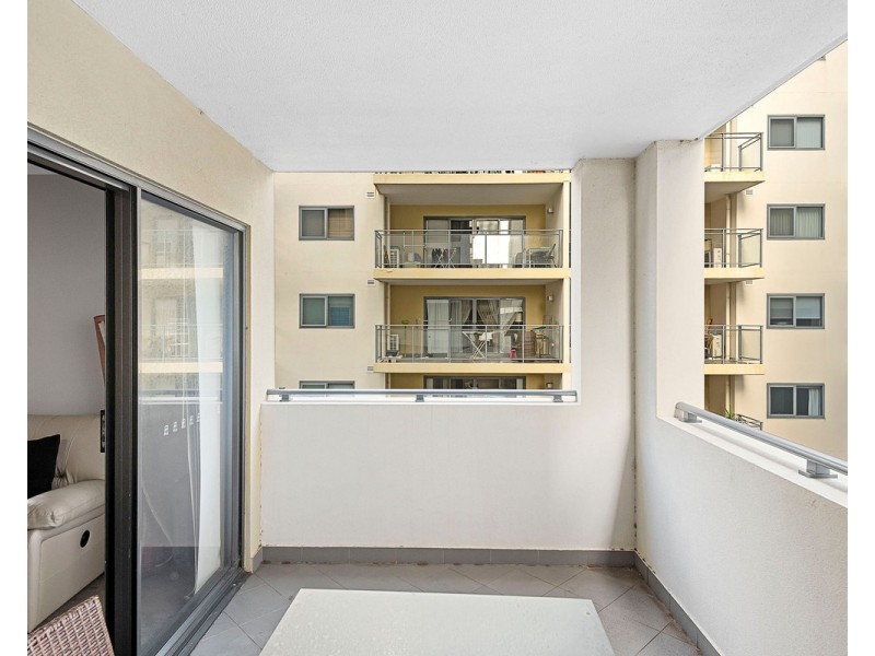 4/33 Bronte Street, East Perth WA 6004