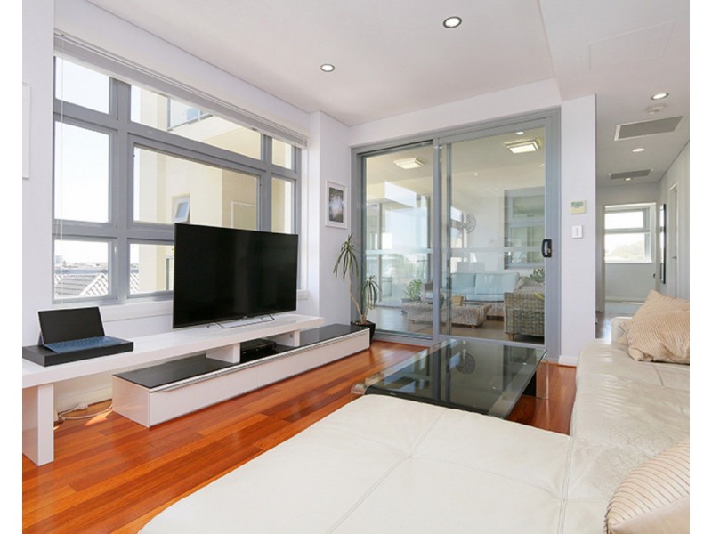 29/52 Wickham Street, East Perth WA 6004