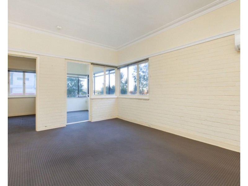 17/114 Terrace Road, Perth WA 6000