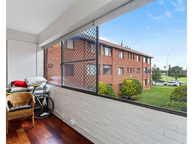 12/126 Terrace Road, Perth WA 6000