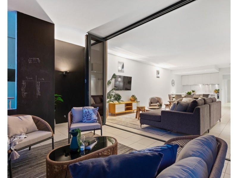 2/64 Wittenoom Street, East Perth WA 6004