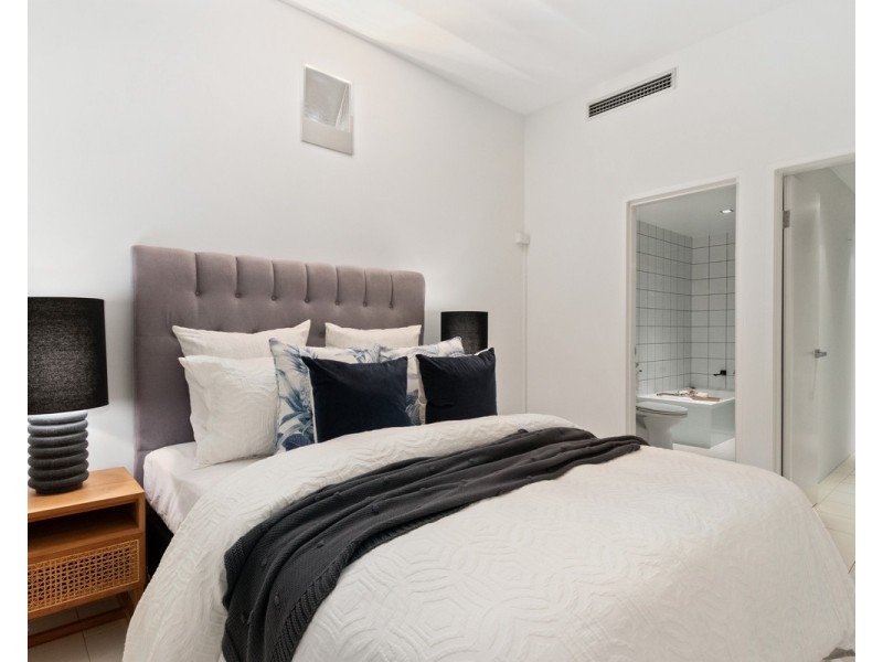 2/64 Wittenoom Street, East Perth WA 6004