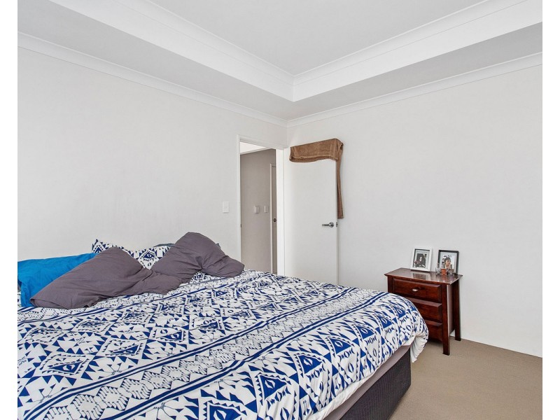 1/4 Skipper Crescent, Success WA 6164