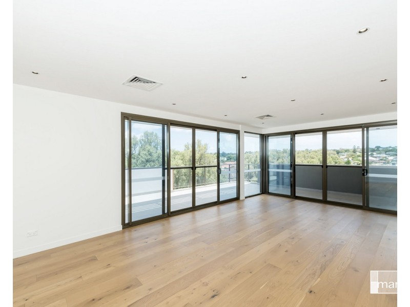 31/5 Groves Avenue, Attadale WA 6156