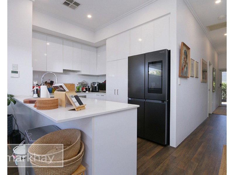 8a Falkirk Avenue, Maylands WA 6051