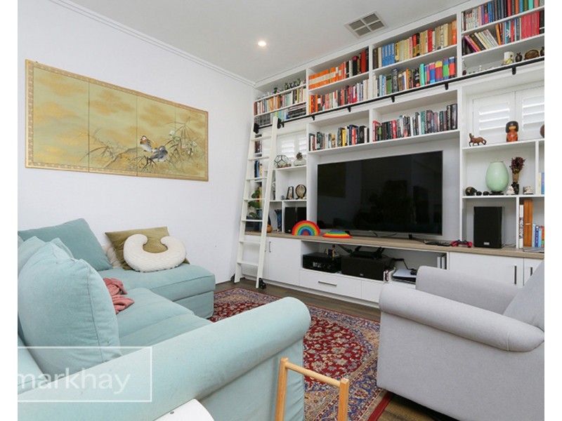 8a Falkirk Avenue, Maylands WA 6051