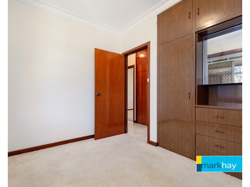 13 Morton Road, Hamilton Hill WA 6163