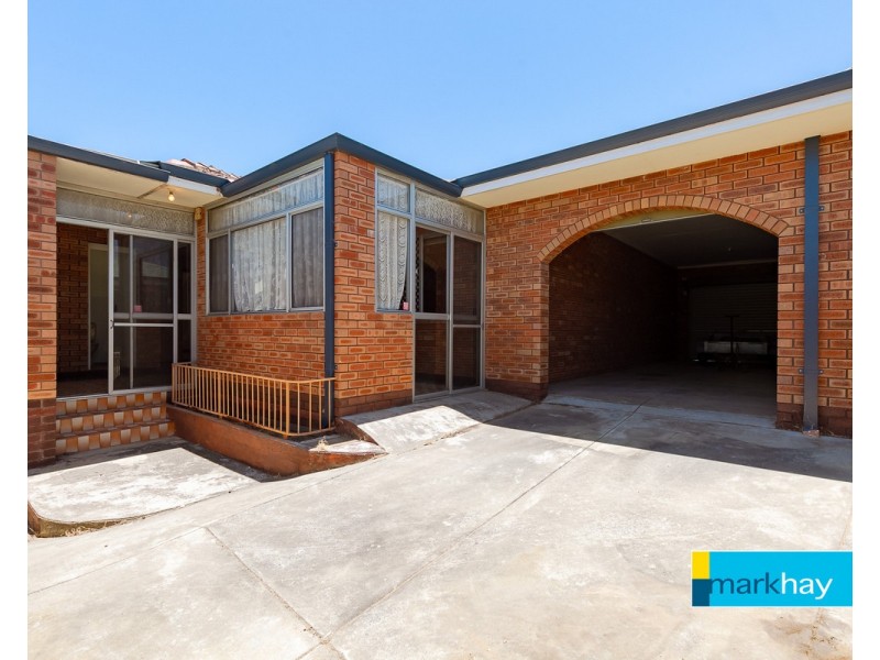 13 Morton Road, Hamilton Hill WA 6163