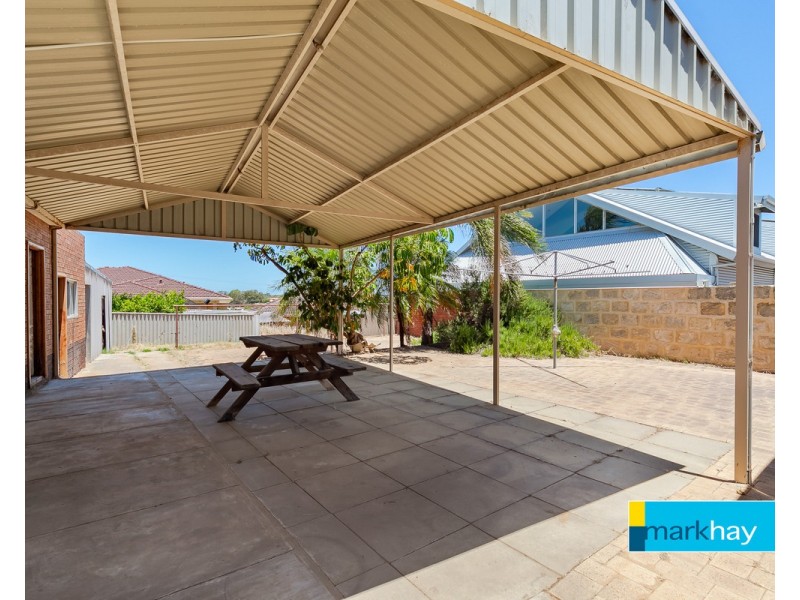 13 Morton Road, Hamilton Hill WA 6163