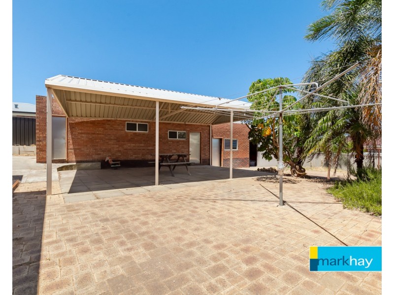 13 Morton Road, Hamilton Hill WA 6163