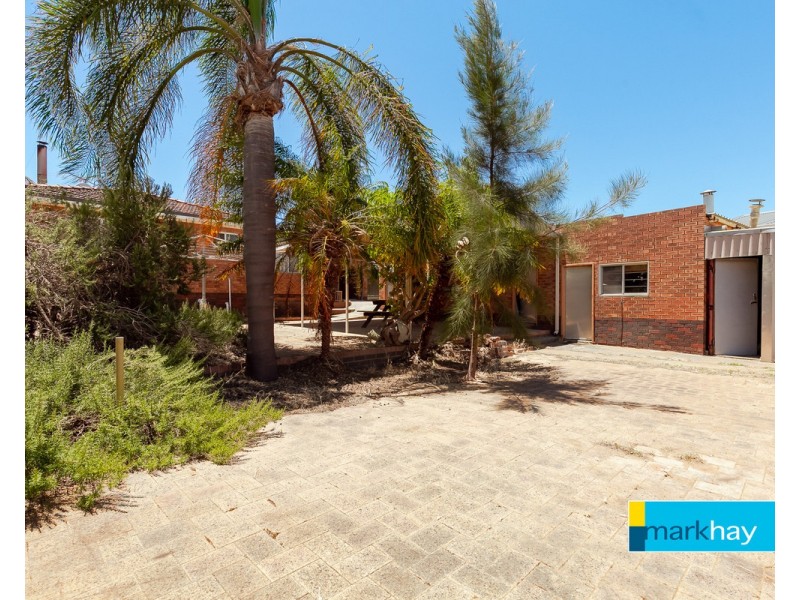 13 Morton Road, Hamilton Hill WA 6163