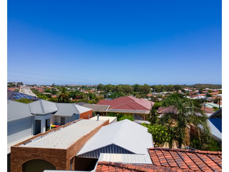 13 Morton Road, Hamilton Hill WA 6163