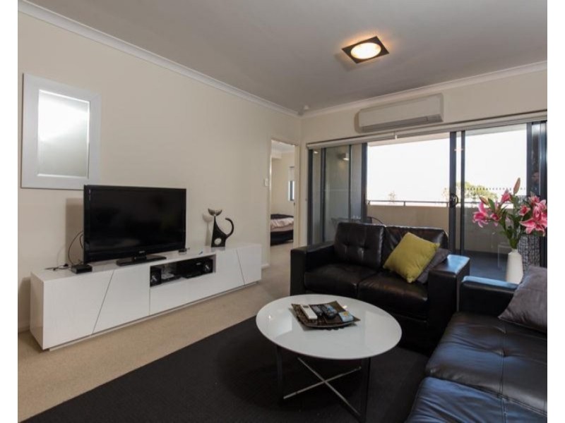 63/18 Wellington Street, East Perth WA 6004