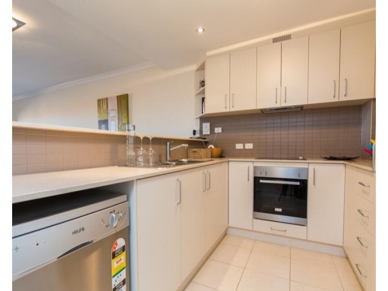 63/18 Wellington Street, East Perth WA 6004