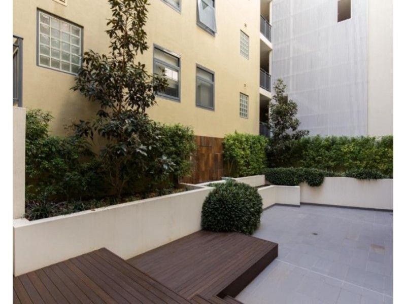 63/18 Wellington Street, East Perth WA 6004