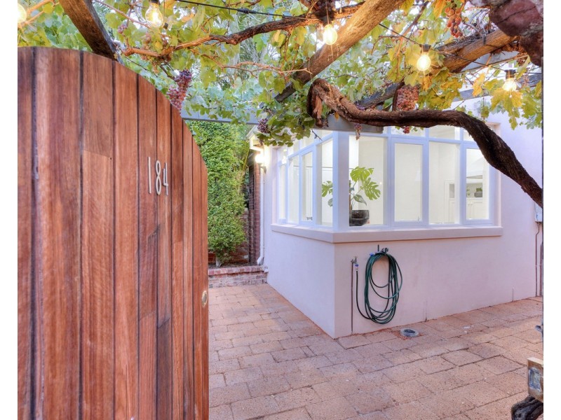 184 Lake Street, Perth WA 6000