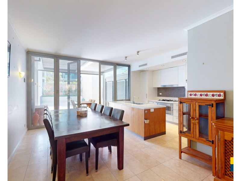 10/5 Hay Street, East Perth WA 6004