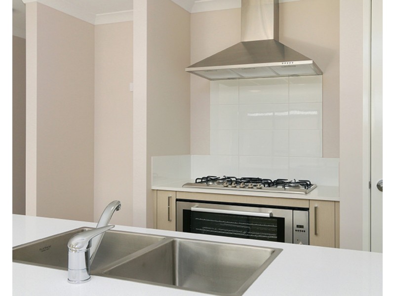 27 Biddiarra Bend, Southern River WA 6110