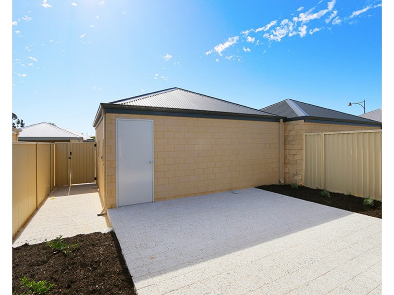 27 Biddiarra Bend, Southern River WA 6110