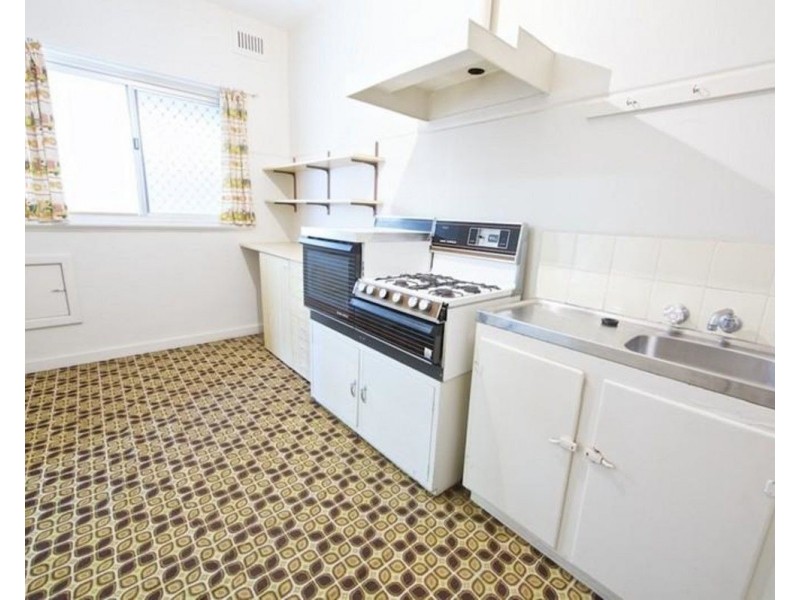 1/126 Terrace Road, Perth WA 6000